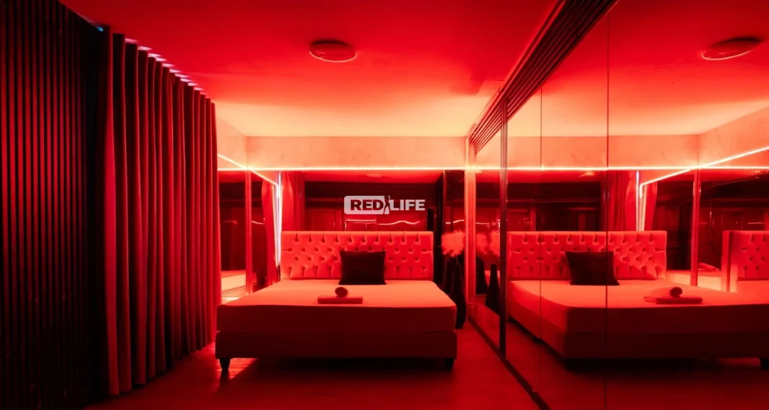 Female owner with extensive experience,
