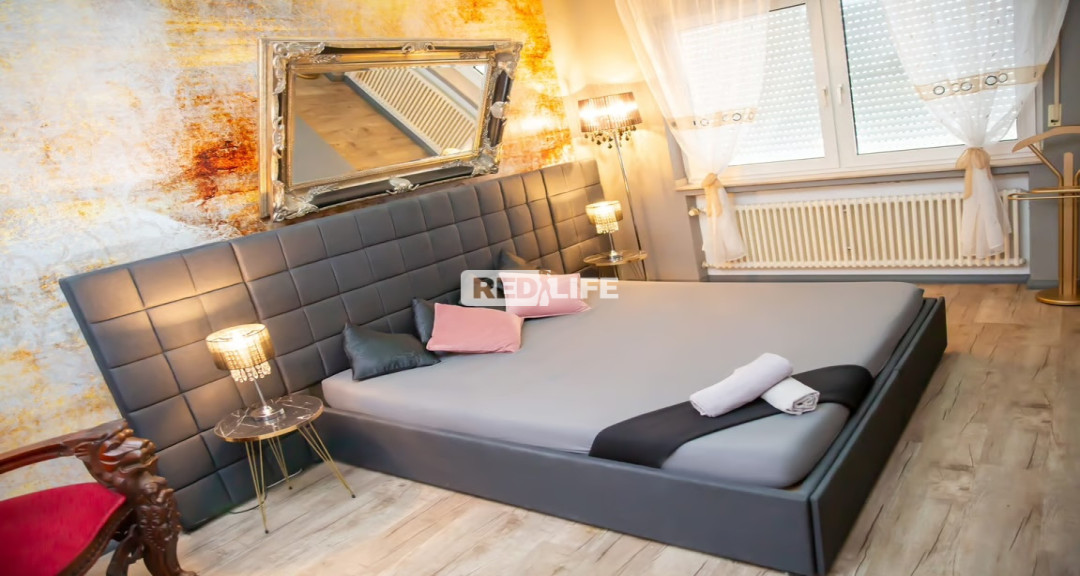 5 private apartments in Germany
