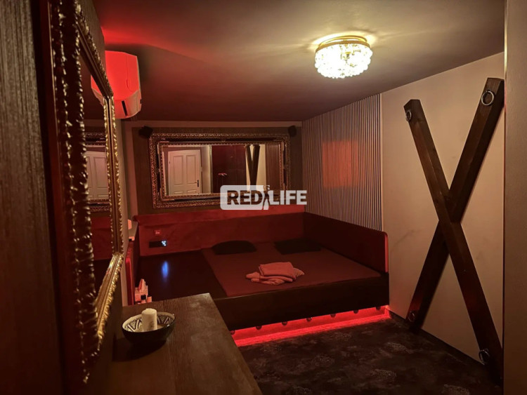 chalet escort job friendly team